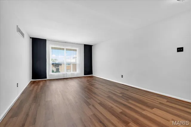 $111,000 | 10328 Forest Brook Lane, Unit H, St. Louis, MO 63146