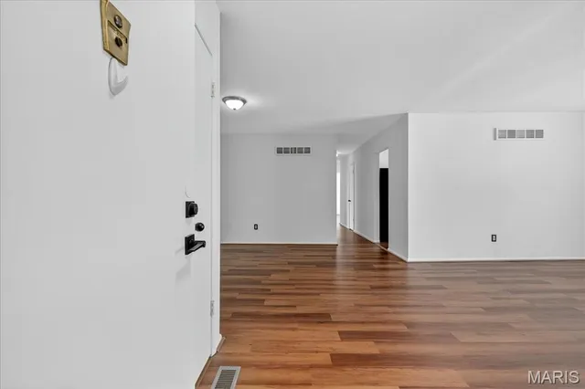 $111,000 | 10328 Forest Brook Lane, Unit H, St. Louis, MO 63146