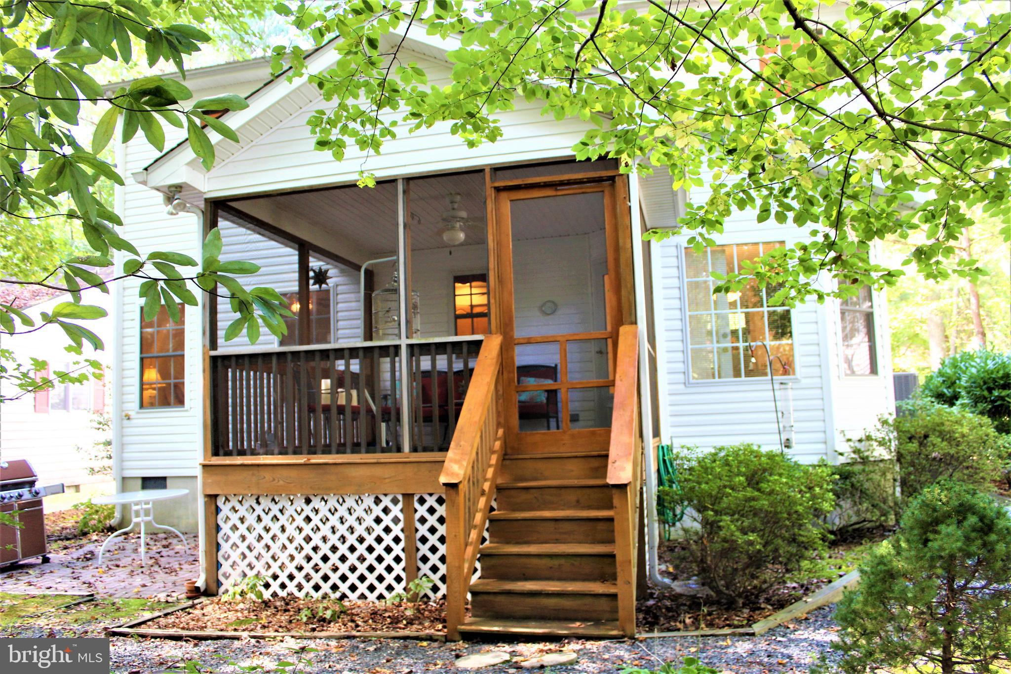 14 Gloucester Road Ocean Pines, MD 21811 - Photo 32 of 35 Screened porch