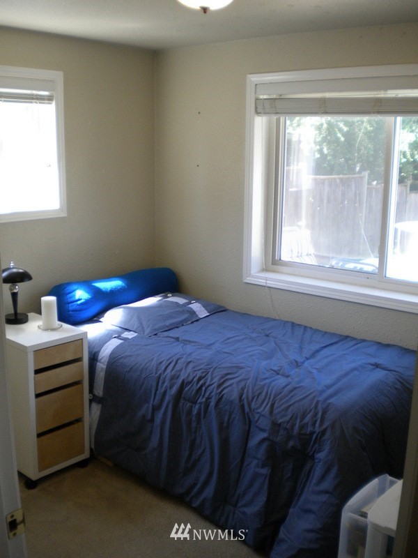 3310 Northeast 6th Street Renton, WA 98056 - Photo 7 of 11