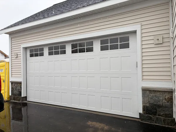 $749,900 | 11326 Bancroft Way Southeast, Alto, MI 49302