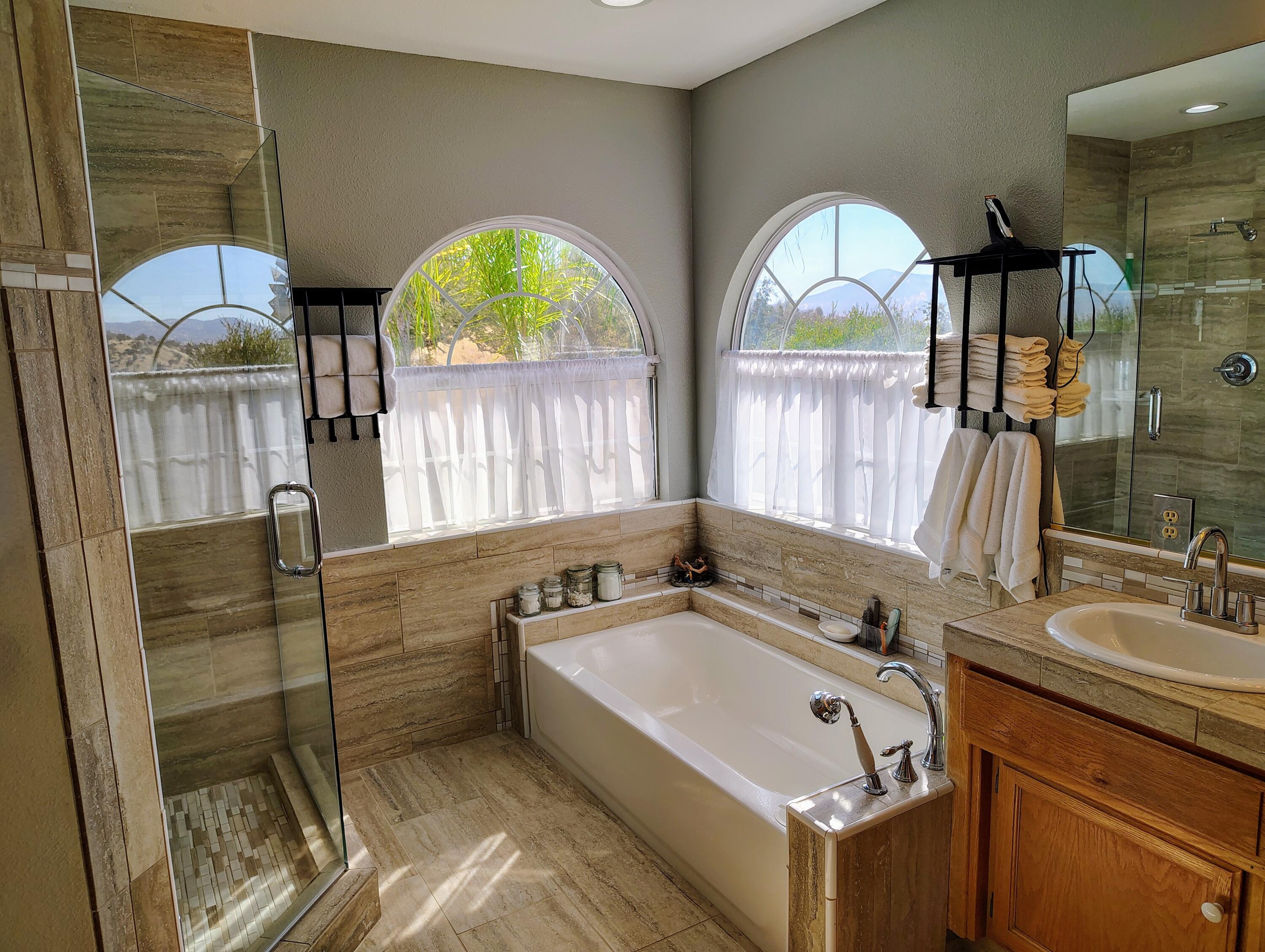 40511 Bear Creek Road Springville, CA 93265 - Photo 18 of 81 IMG_20241013_143626891_HDR~2