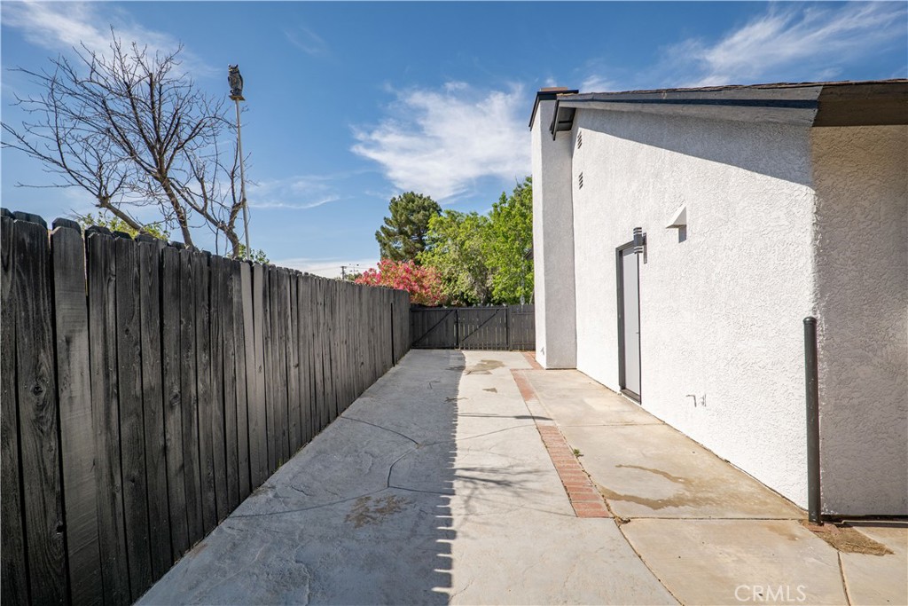 4225 Saddleback Road Palmdale, CA 93552 - Photo 45 of 61