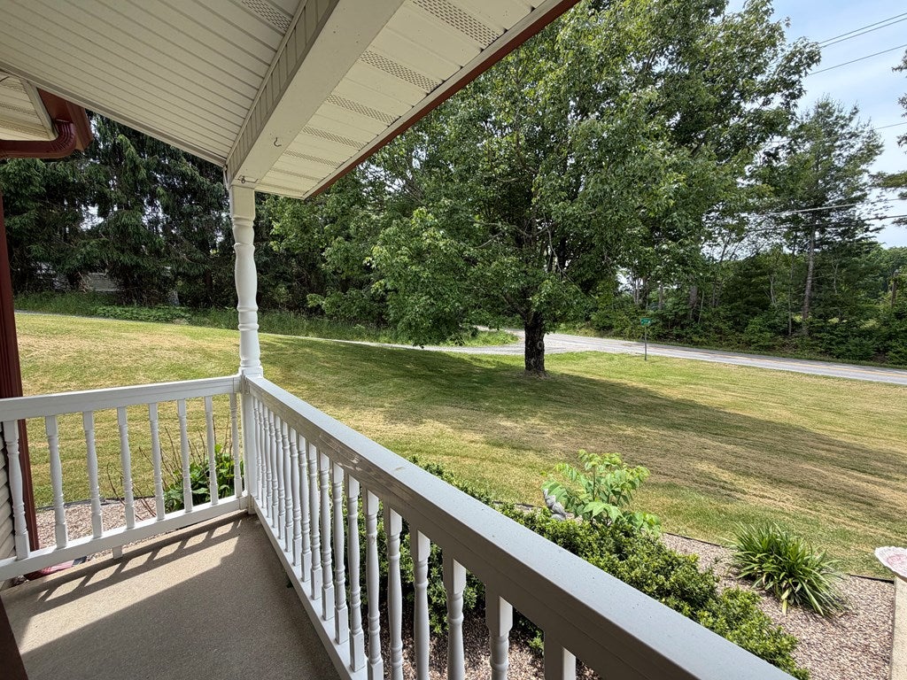 1385 Blue Jay 6 Road Cool Ridge, WV 25825 - Photo 71 of 76 Gallery Image 71