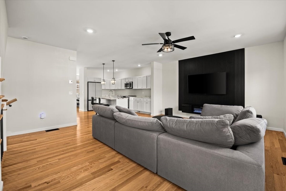 18 Oxbow Road, Unit 121 Raynham, MA 02767 - Photo 10 of 39 Gallery Image 10