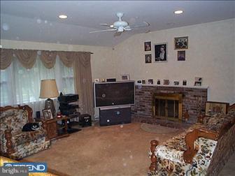 817 Johns Road Cherry Hill, NJ 08034 - Photo 2 of 6 Gallery Image 2
