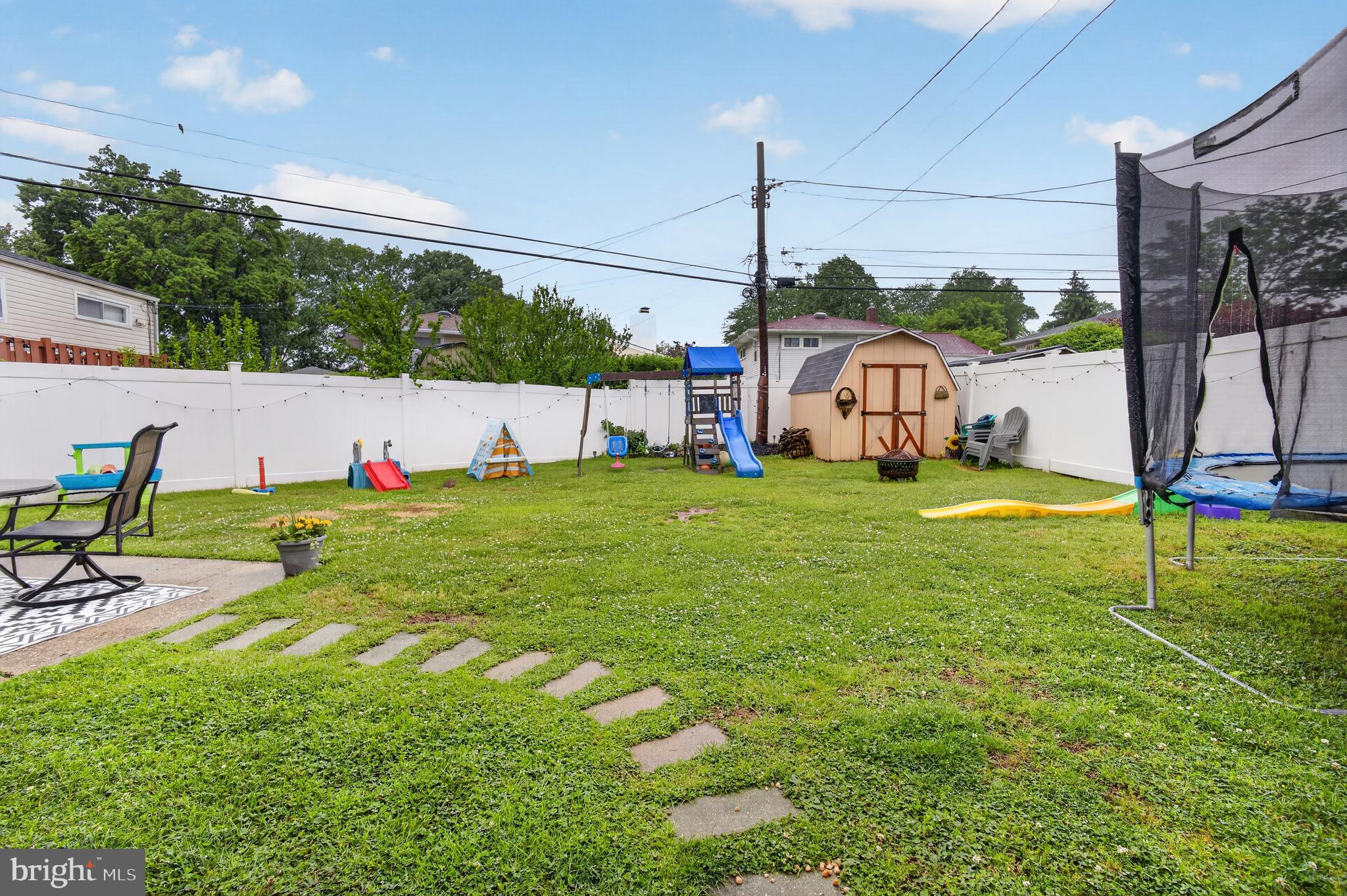 1123 Wynnbrook Road Secane, PA 19018 - Photo 12 of 14 a view of yard with swimming pool