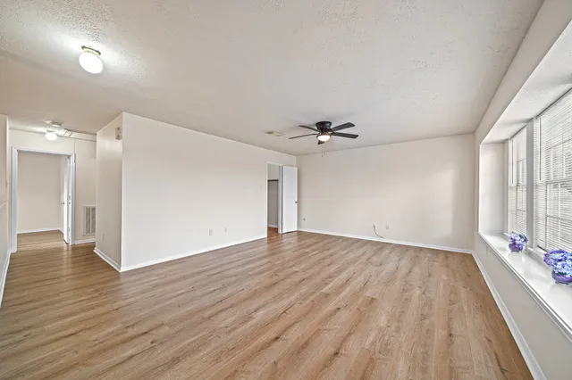 $1,950 | 21115 Hidden Bridle Court, Houston, TX 77073