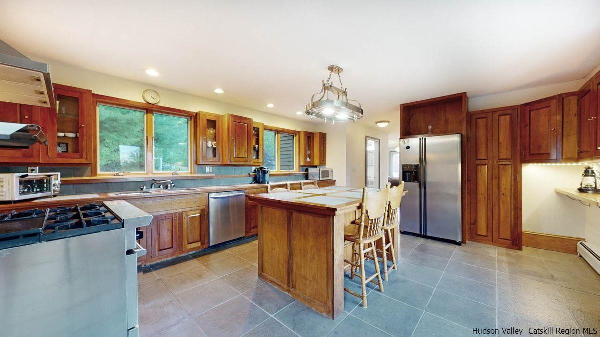 67 Private Road Olivebridge, NY 12461 - Photo 8 of 35 Photo 8