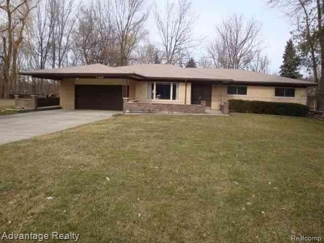16237 Millar Road Clinton Township, MI 48036 - Photo 1 of 1 Front