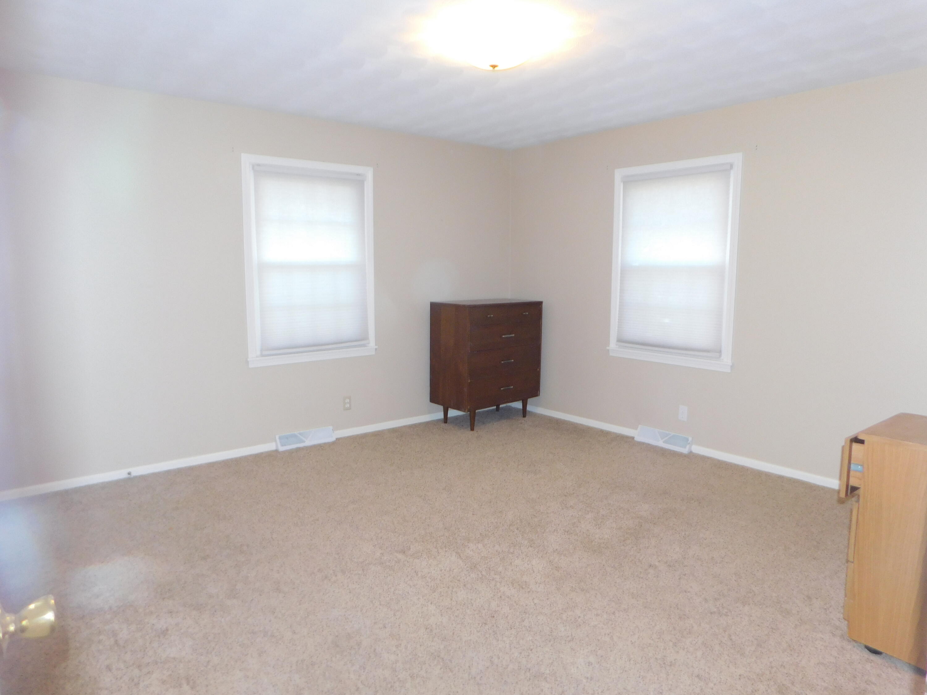 404 West Edgar Bergen Boulevard Decatur, MI 49045 - Photo 9 of 16 DSCN1289
