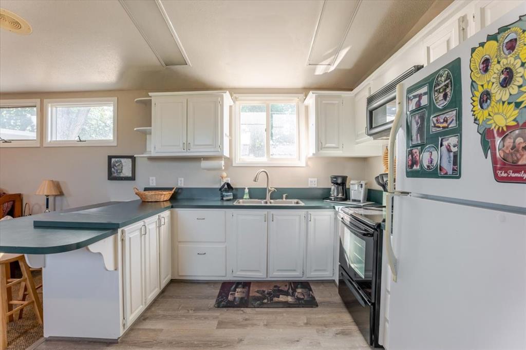 2334 San Bar Road, Unit 22 Graford, TX 76449 - Photo 11 of 40 Spacious kitchen with nice space for entertaining