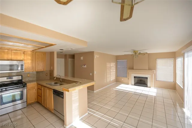 $2,800 | 1757 Beechnut Avenue, Henderson, NV 89074