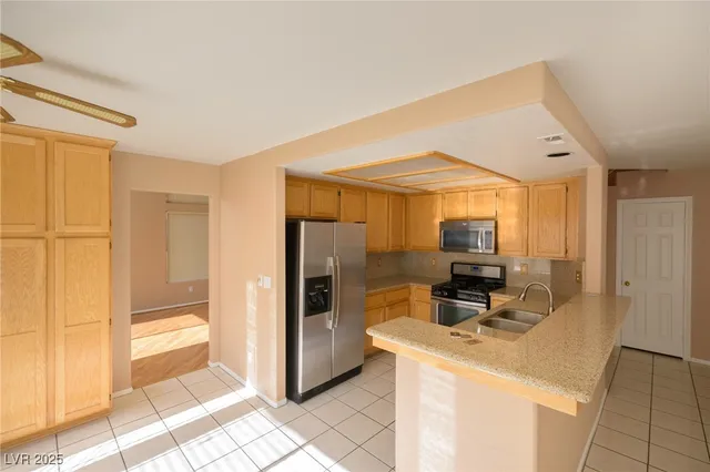 $2,800 | 1757 Beechnut Avenue, Henderson, NV 89074