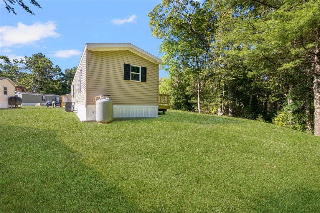 39 Toadstool Knolls Charlestown, RI 02813 - Photo 5 of 30