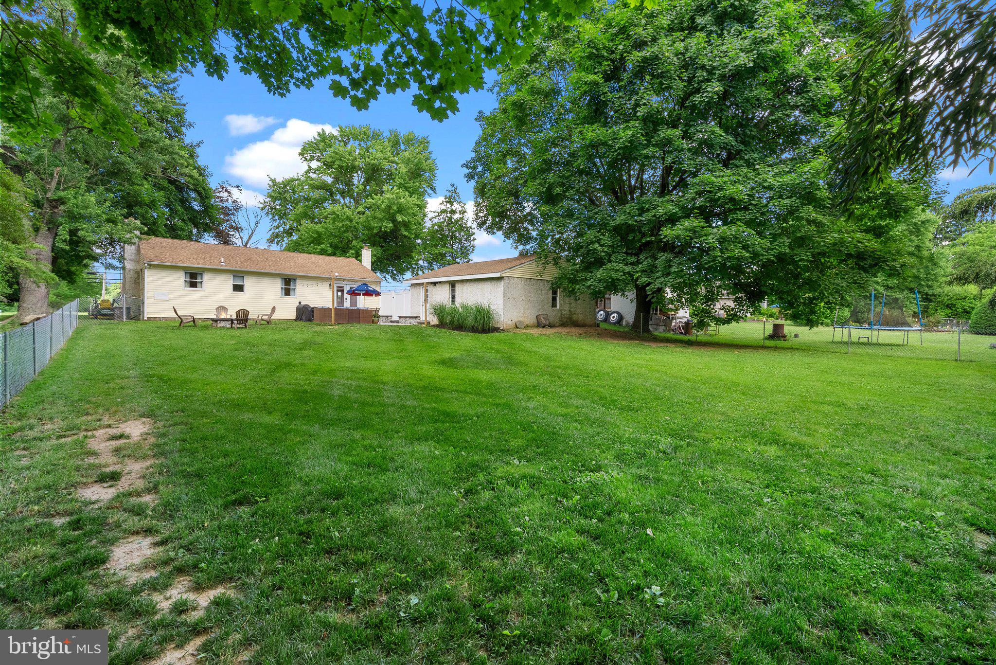 870 Almshouse Road Warminster, PA 18974 - Photo 25 of 29 Back Yard