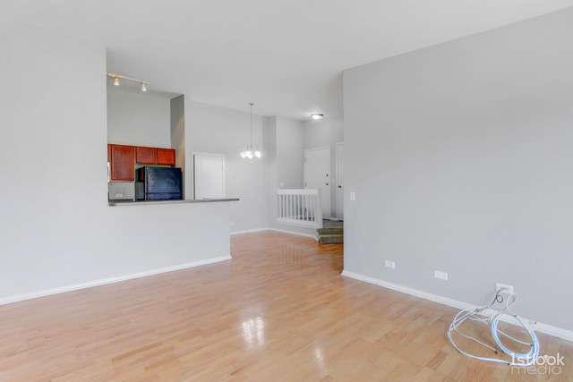 1348 McDowell Road, Unit 201 Naperville, IL 60563 - Photo 8 of 20