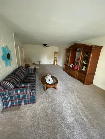 $249,950 | 945 South Clovis Avenue, Unit V, Fresno, CA 93727