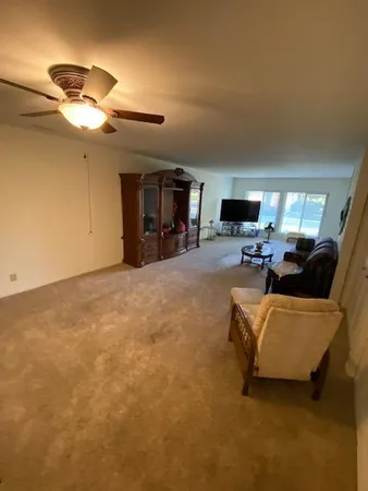 $249,950 | 945 South Clovis Avenue, Unit V, Fresno, CA 93727