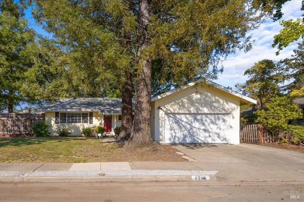 $689,000 | 2216 Fremont Drive, Santa Rosa, CA 95409