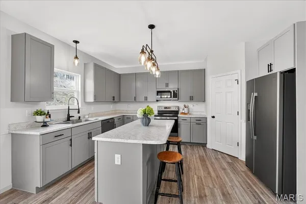 $435,000 | 5380 Shawnee View Court, Eureka, MO 63025