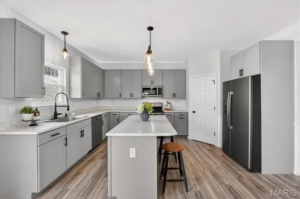 $435,000 | 5380 Shawnee View Court, Eureka, MO 63025