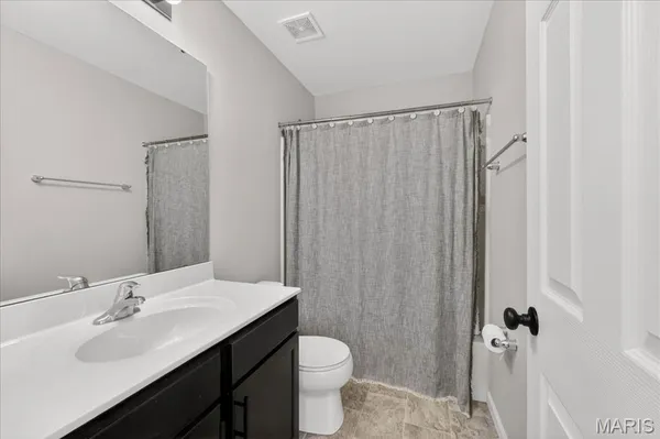 $435,000 | 5380 Shawnee View Court, Eureka, MO 63025