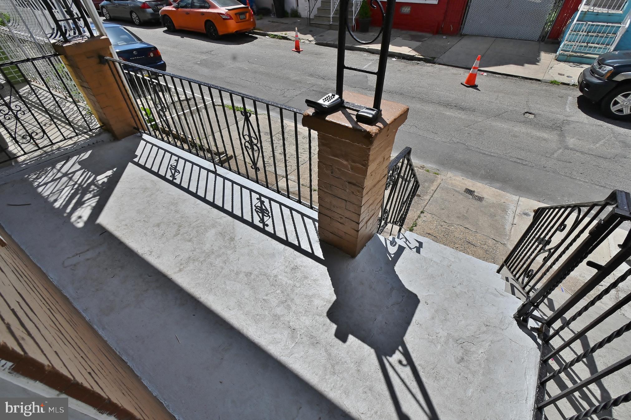 3031 North Lee Street Philadelphia, PA 19134 - Photo 2 of 12 a view of entryway