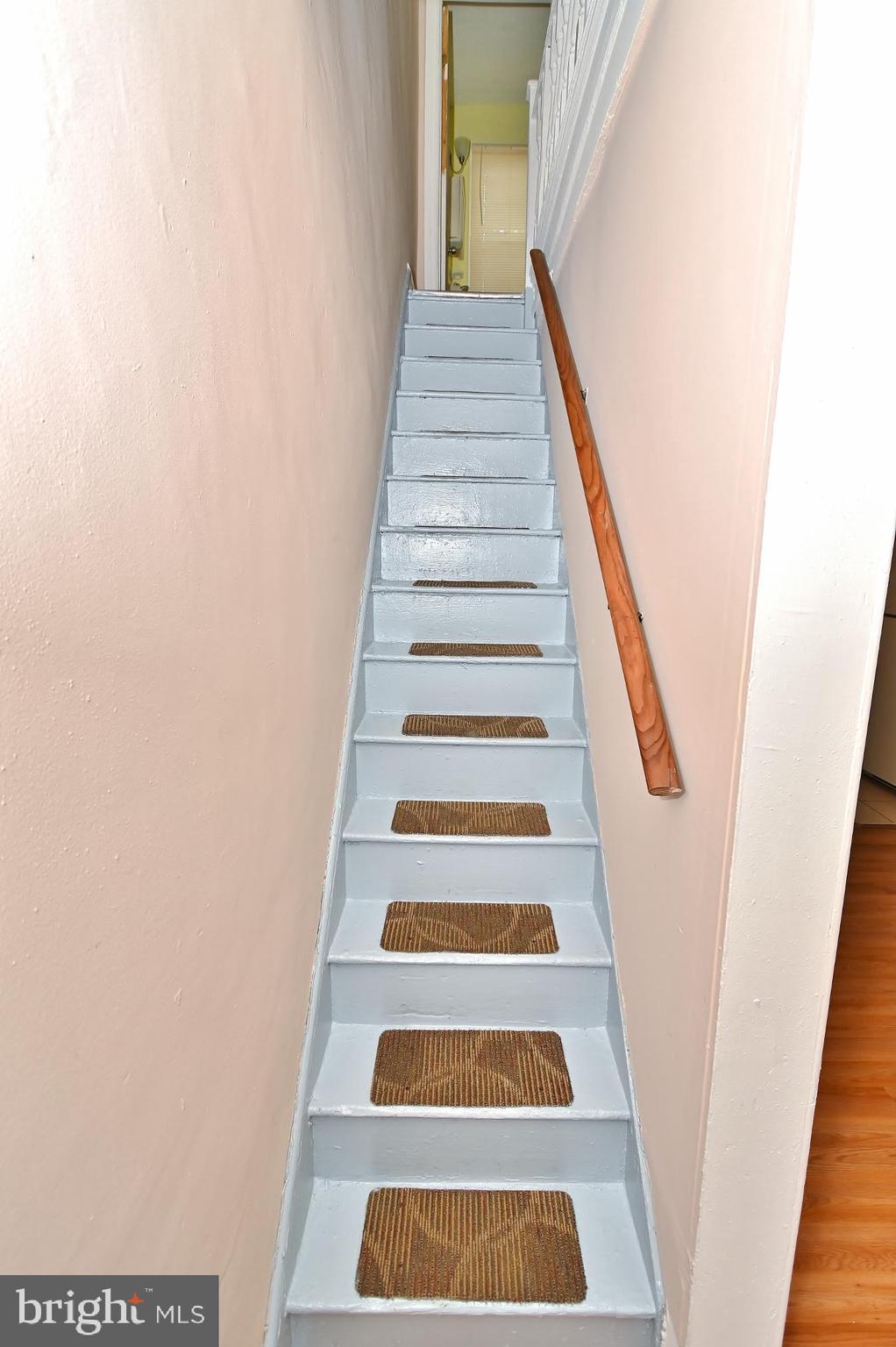 3031 North Lee Street Philadelphia, PA 19134 - Photo 3 of 12 a view of entryway