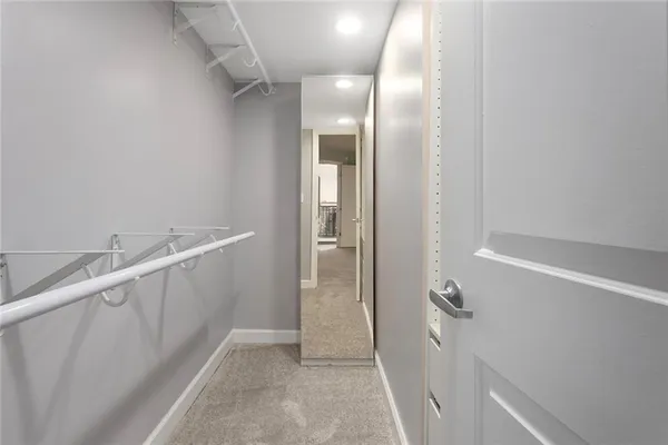 $305,000 | 600 Admiral Boulevard, Unit 601, Kansas City, MO 64106