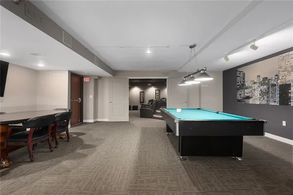 $305,000 | 600 Admiral Boulevard, Unit 601, Kansas City, MO 64106