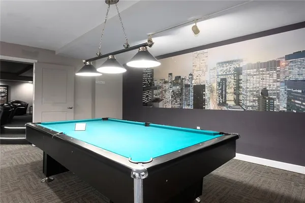 $305,000 | 600 Admiral Boulevard, Unit 601, Kansas City, MO 64106