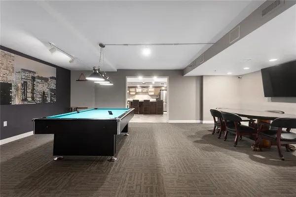 $305,000 | 600 Admiral Boulevard, Unit 601, Kansas City, MO 64106