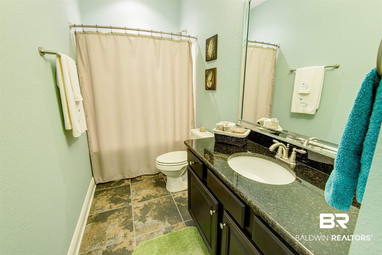 7023 Rocky Rd Loop Gulf Shores, AL 36542 - Photo 31 of 34 Bathroom 2