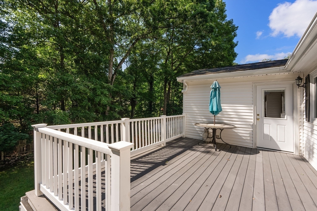 114 Albemarle Road Norwood, MA 02062 - Photo 37 of 42
