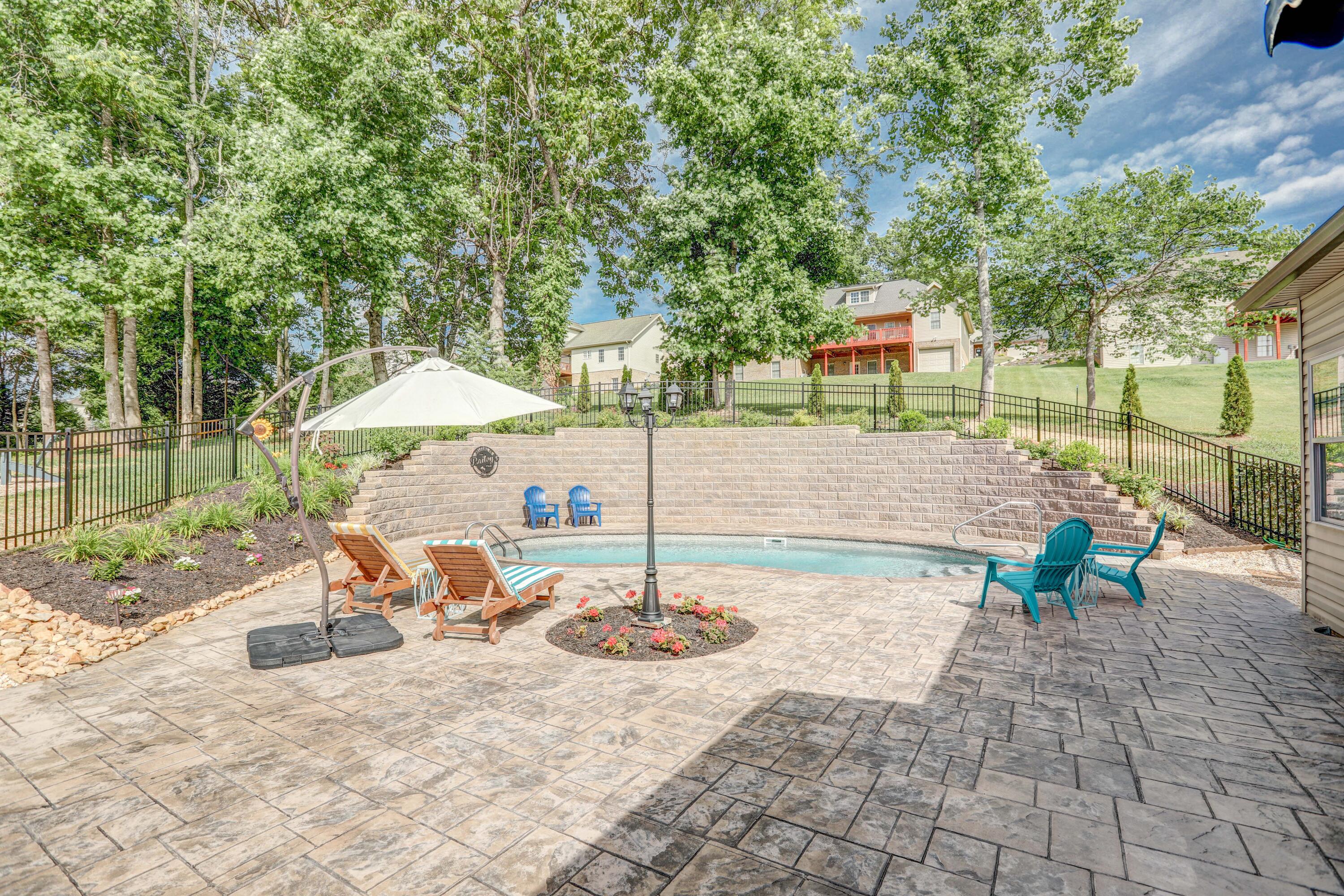 753 Pasture Ridge Road Piney Flats, TN 37686 - Photo 11 of 36 B42A8553_4_5_6_7
