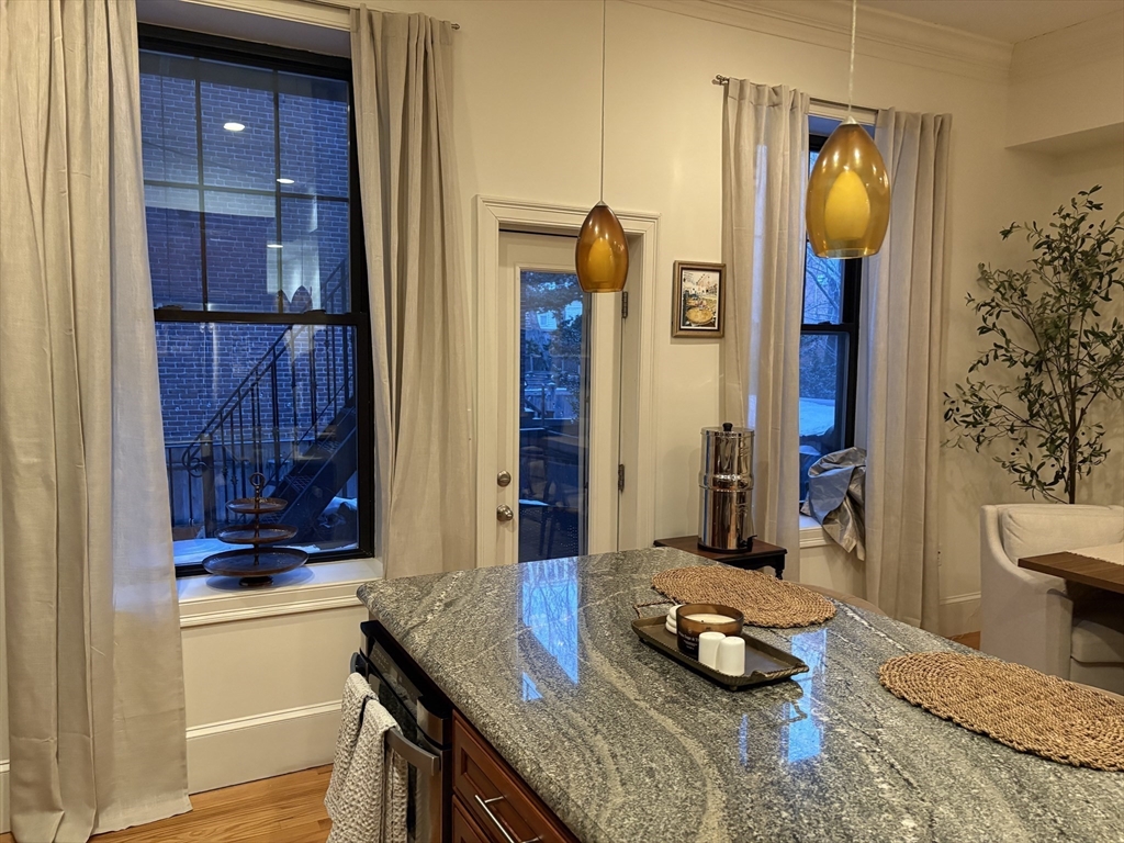 39 High Street, Unit 2 Boston, MA 02129 - Photo 10 of 11