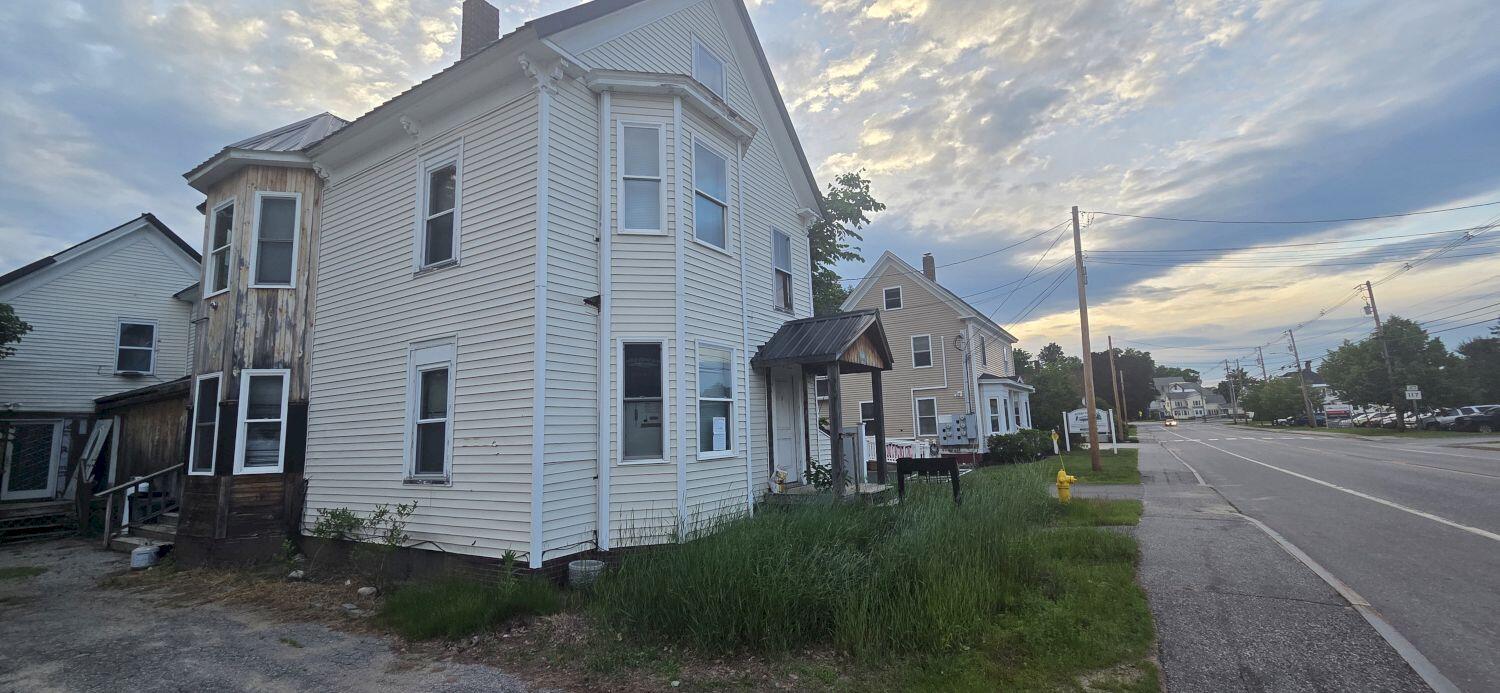 168 Main Street Norway, ME 04268 - Photo 1 of 23 15661_result