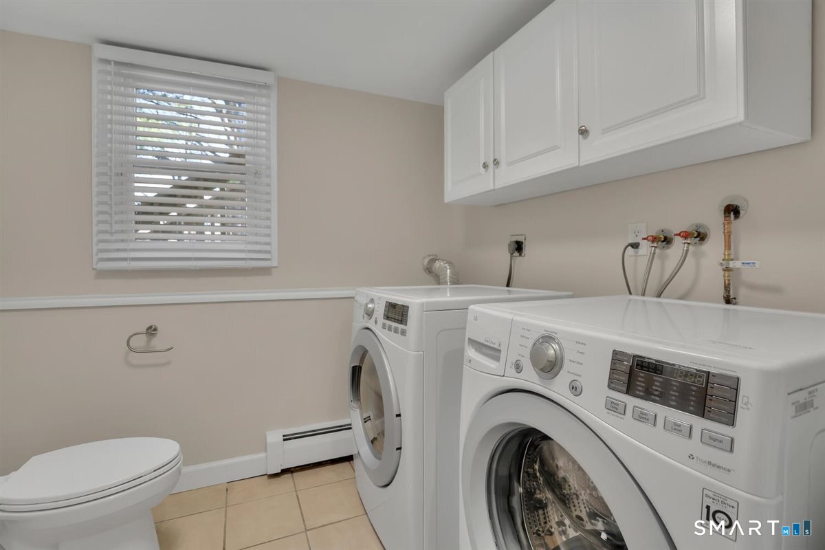 8 Blue Meadow Road Middletown, CT 06457 - Photo 24 of 26