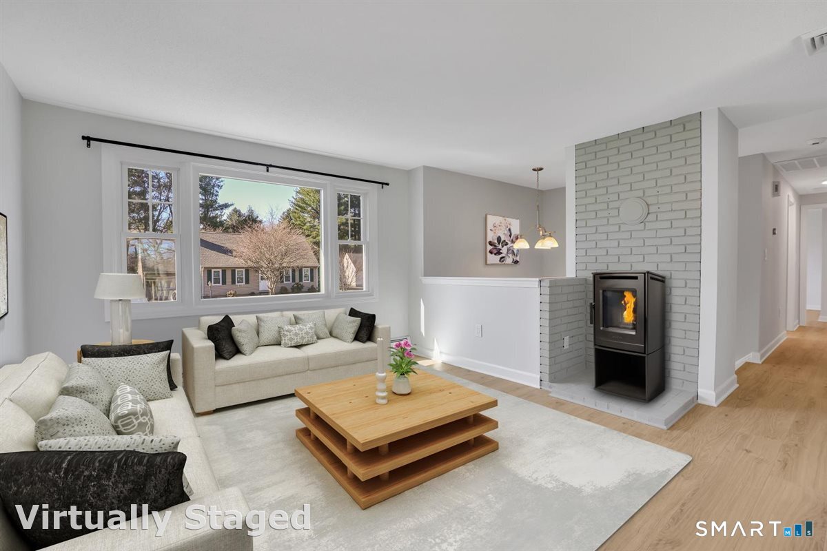 8 Blue Meadow Road Middletown, CT 06457 - Photo 10 of 26