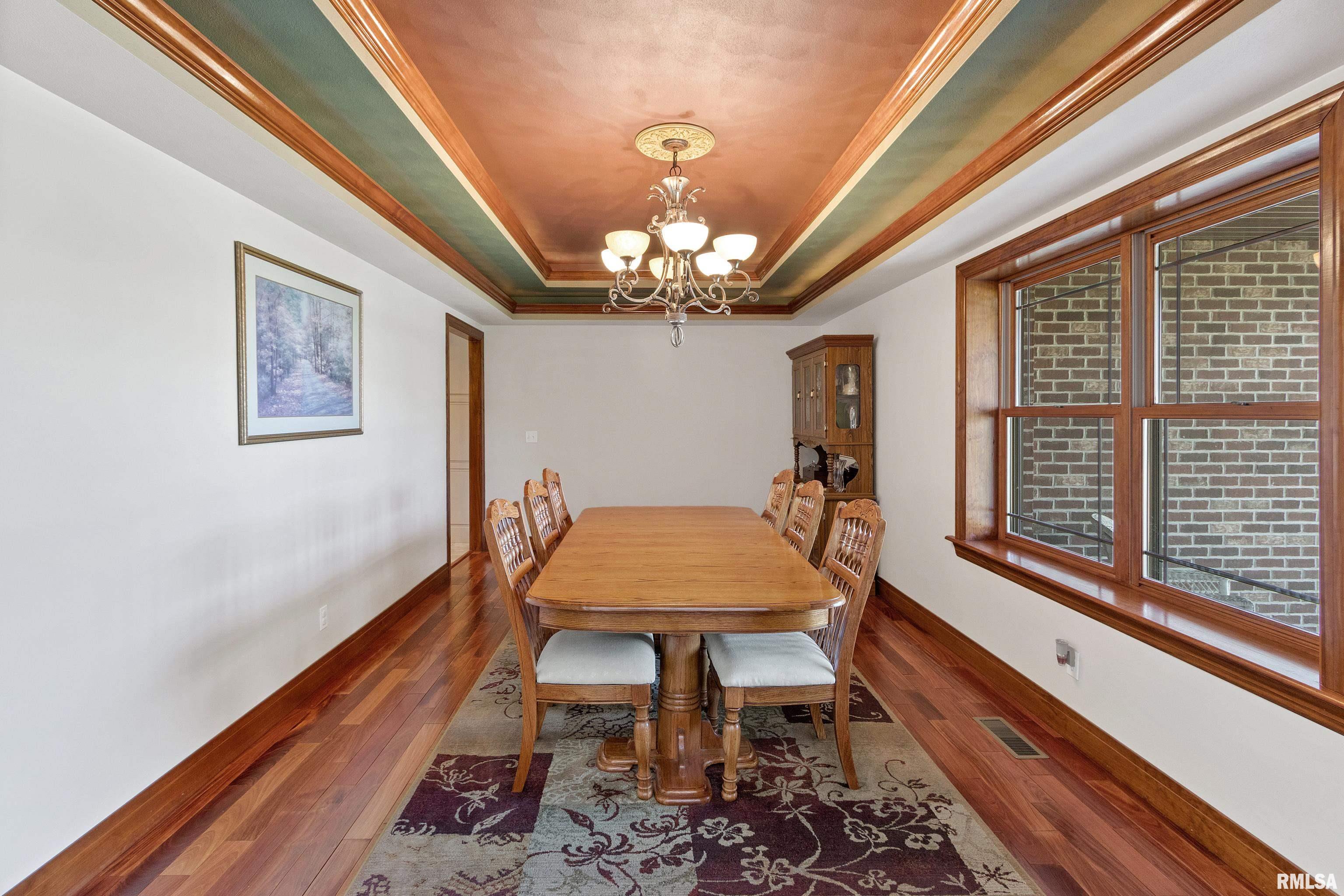 8202 South Hidden Point Road Glasford, IL 61533 - Photo 13 of 63