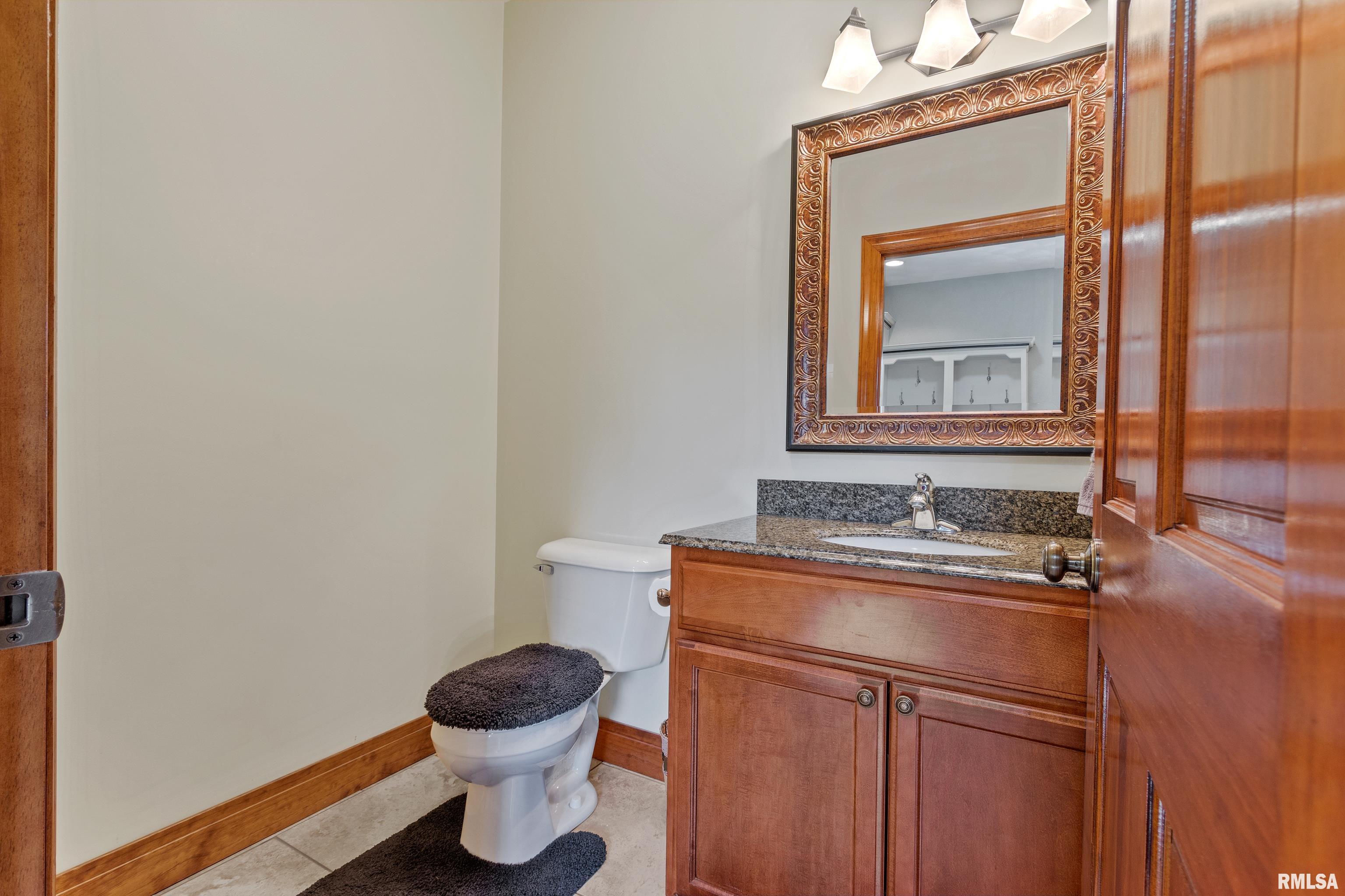 8202 South Hidden Point Road Glasford, IL 61533 - Photo 24 of 63