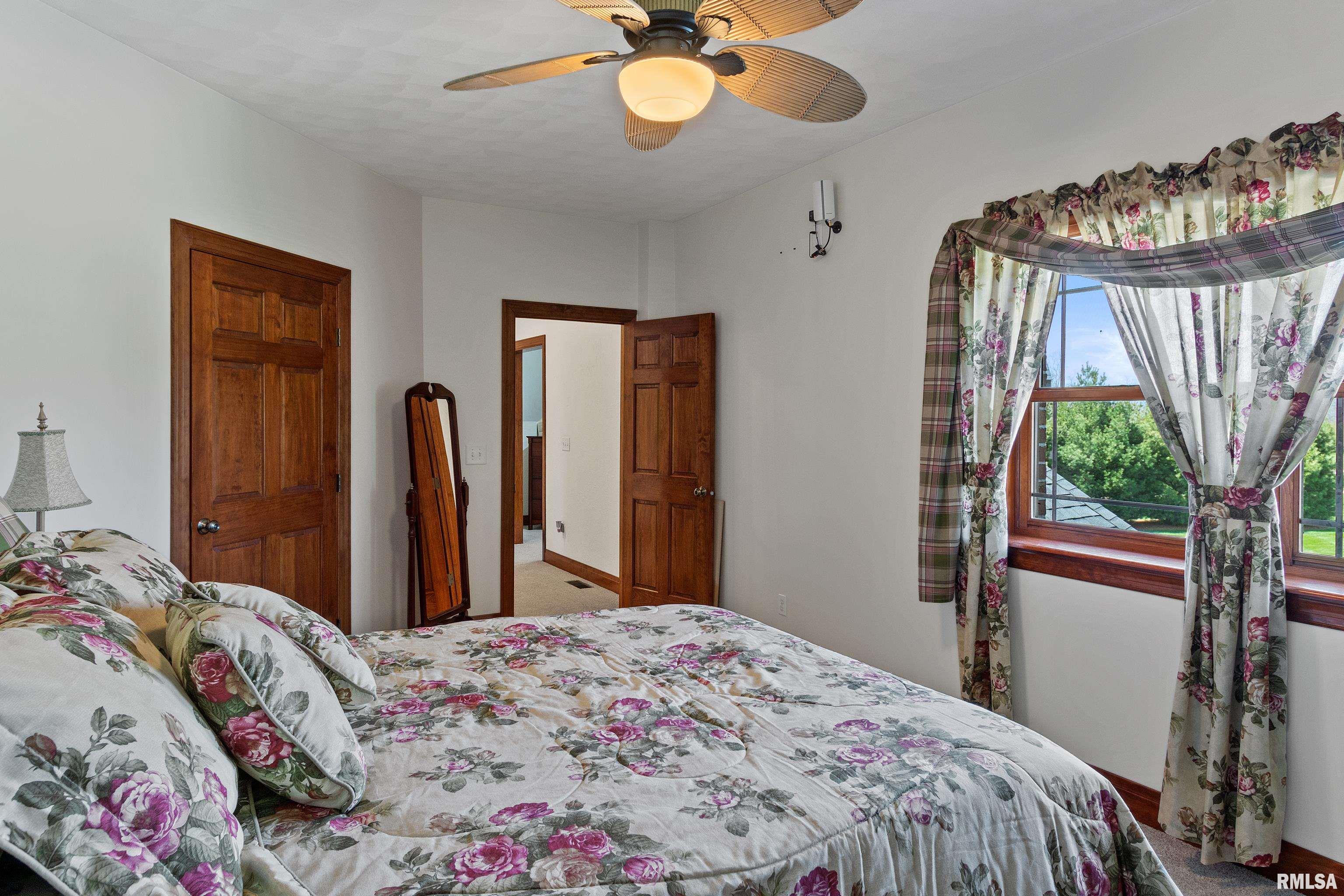 8202 South Hidden Point Road Glasford, IL 61533 - Photo 32 of 63