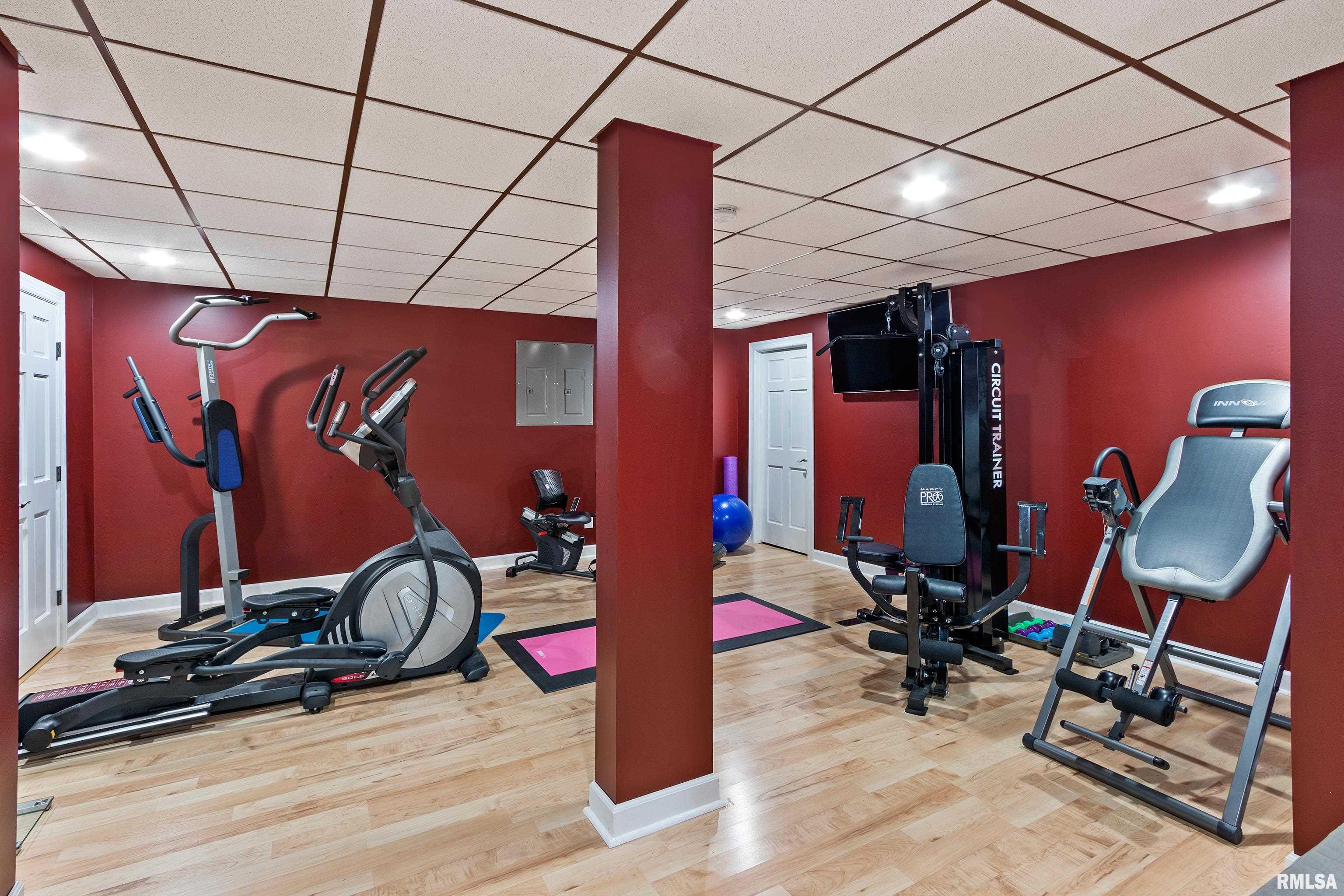 8202 South Hidden Point Road Glasford, IL 61533 - Photo 45 of 63