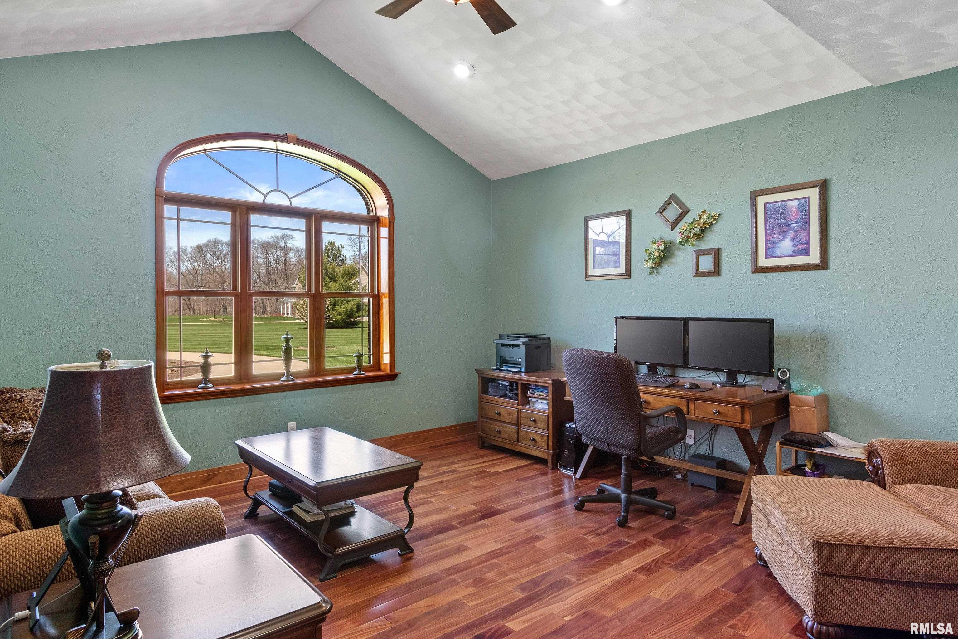 8202 South Hidden Point Road Glasford, IL 61533 - Photo 8 of 63