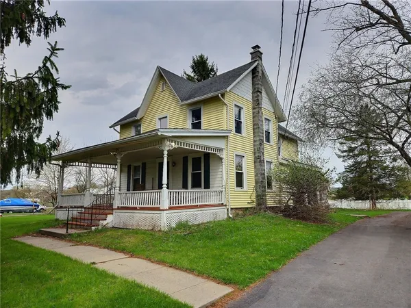 $299,900 | 300 Cayuga Street, Springport, NY 13160