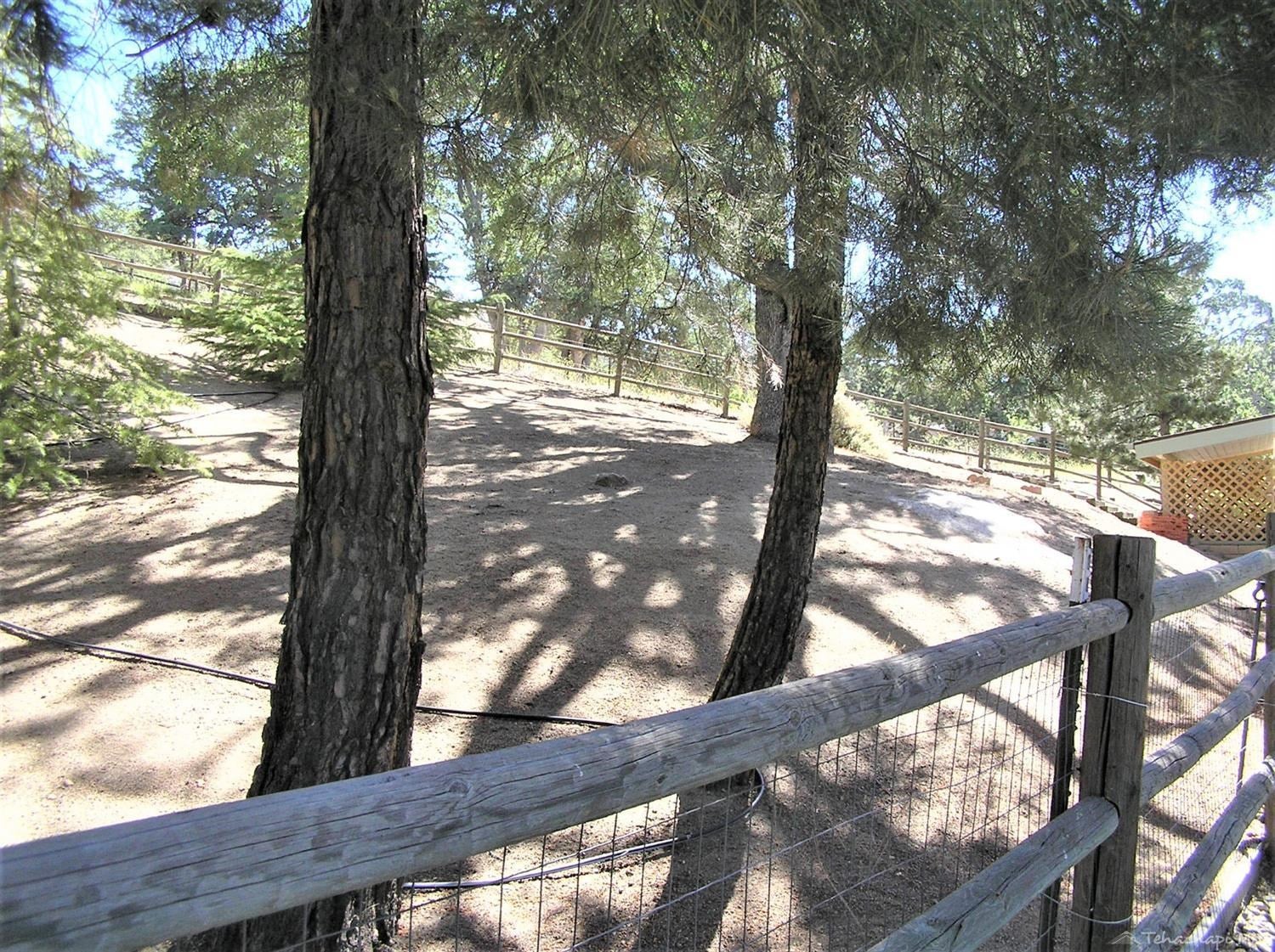 27801 Bear Valley Road Tehachapi, CA 93561 - Photo 34 of 35 Gallery Image 34