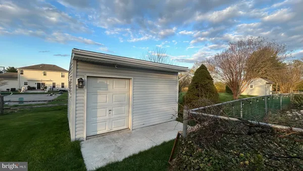 $550,000 | 438 Hook Road, Westminster, MD 21157