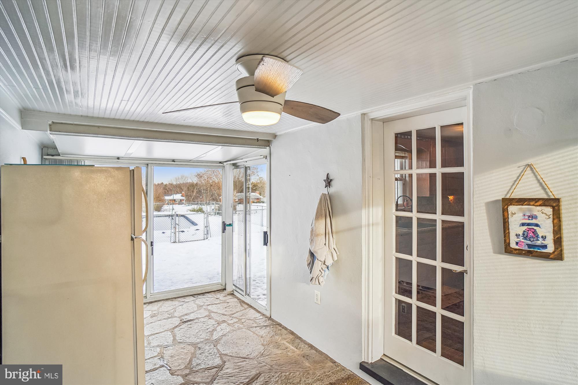 438 Hook Road Westminster, MD 21157 - Photo 7 of 59 Breezeway