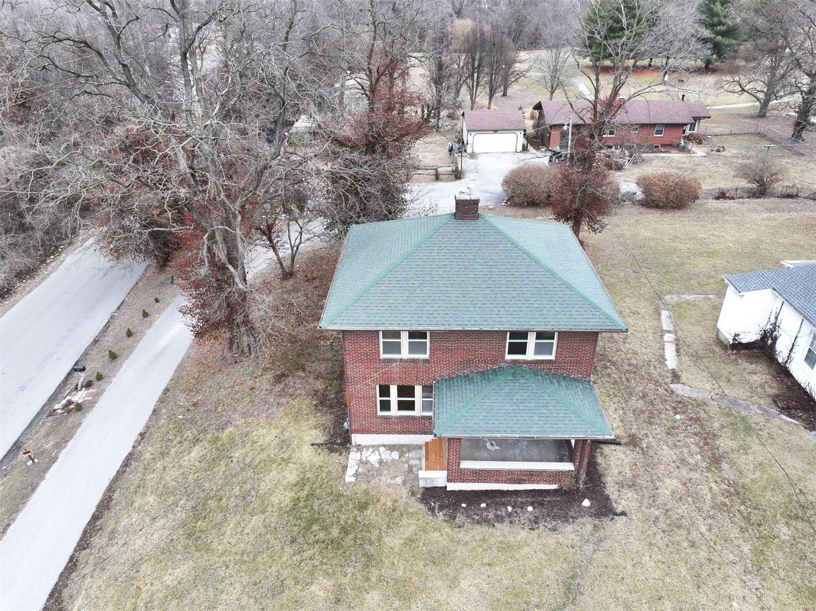 1100 Cardinal Street Alton, IL 62002 - Photo 2 of 22 Gallery Image 2